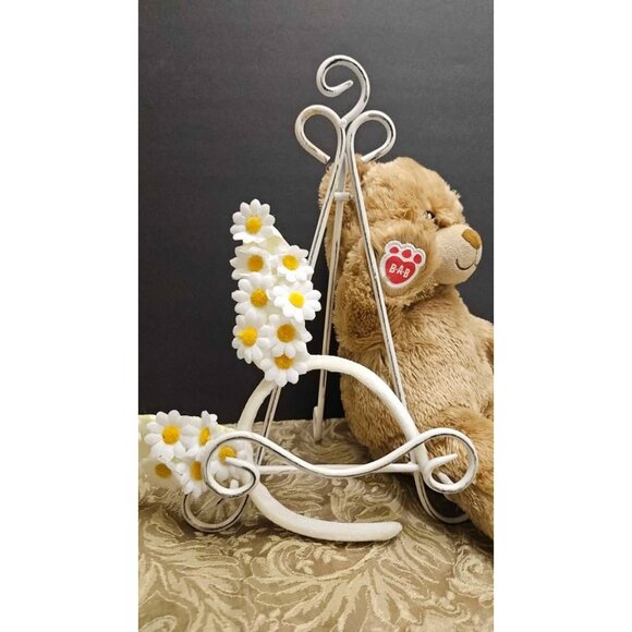 Sunny & Charmming Daisy Crown Headband - Picture 4 of 5